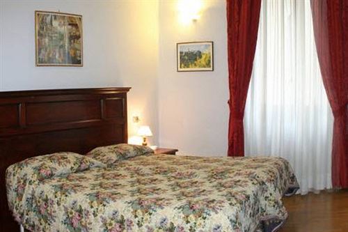 Windsor Savoia 3*