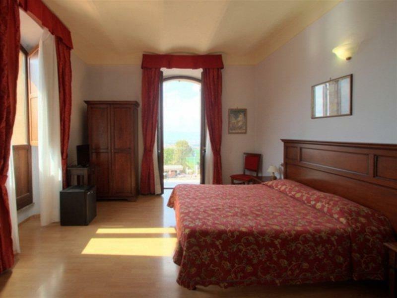 Windsor Savoia 3*